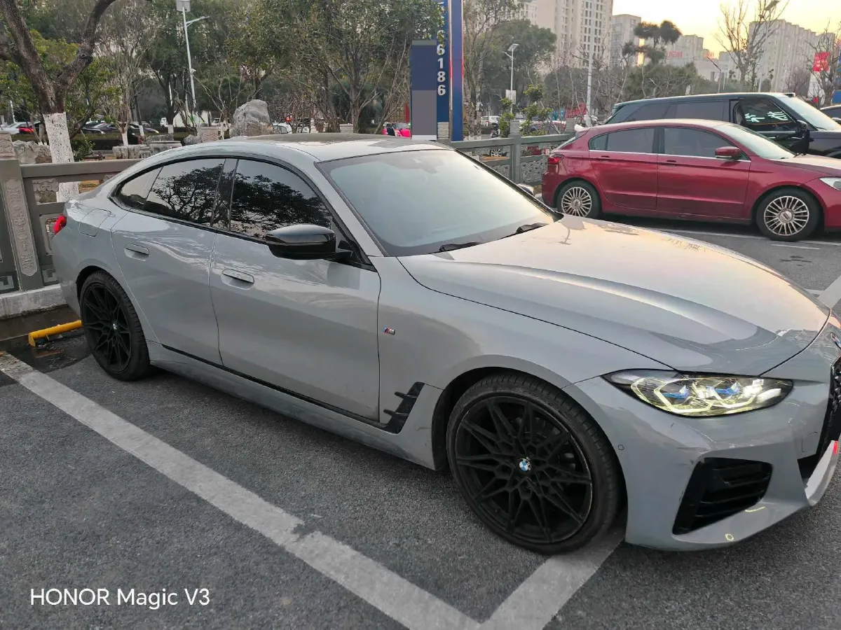 2022 BMW 8 Series 3.0T 333HP L6 8AT,autocango,china used car exporter,china ev exporter,chinese used car exporter,chinese used ev exporter