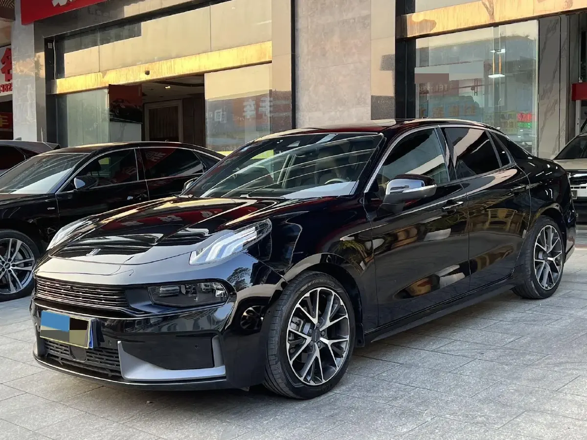 2019 LYNK&CO 01 2.0T 190HP L4 6AT