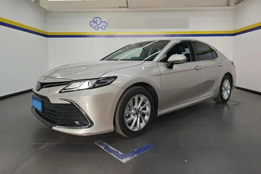 2019 Toyota Camry 2.0L 178HP L4 CVT