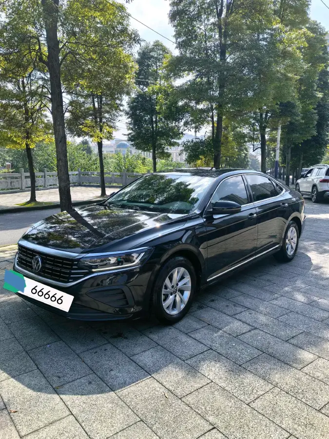 2024 Volkswagen Passat 1.4T 150HP L4 7DCT