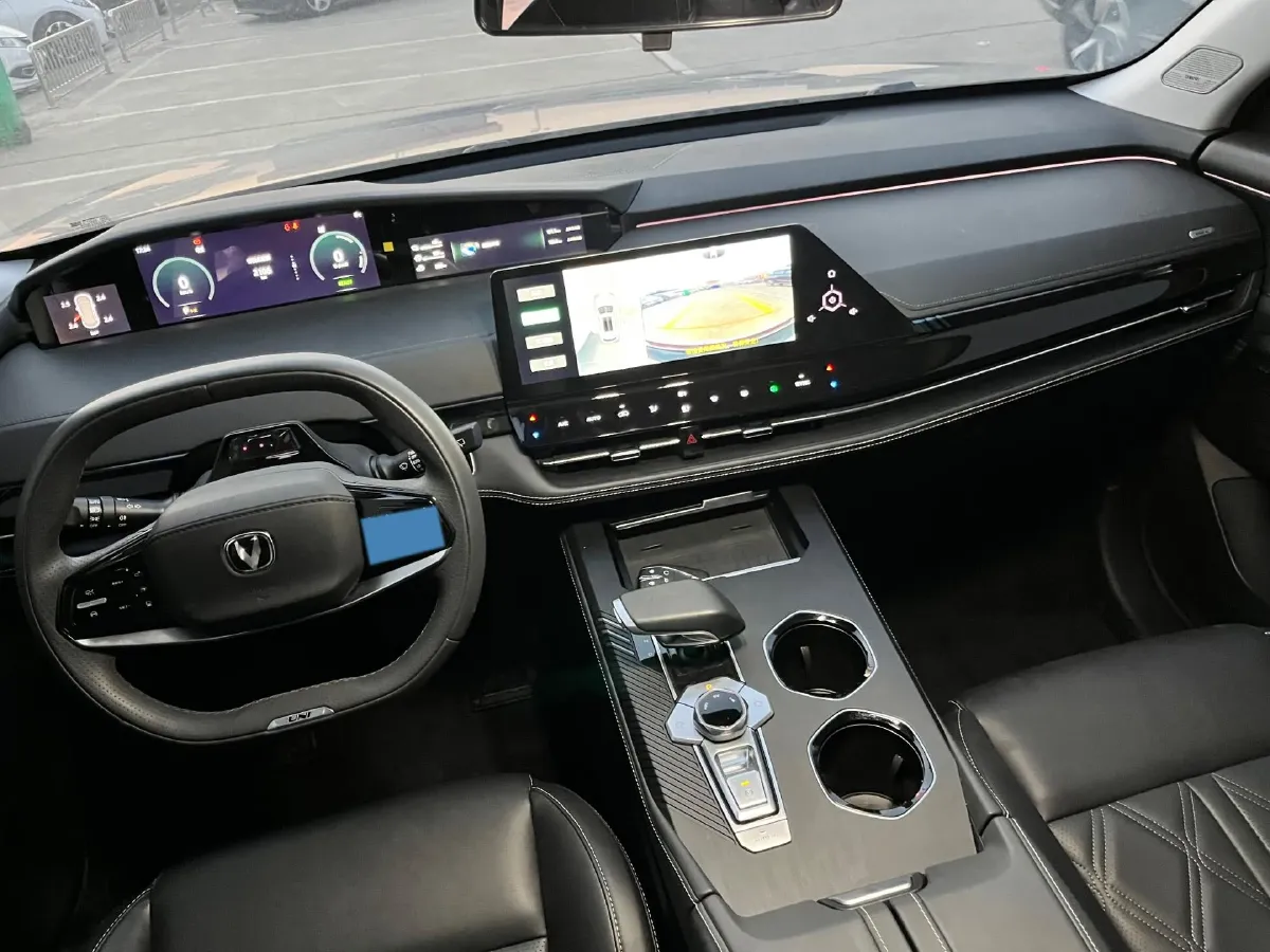 2024 ChangAn UNI-K iDD 1.5T 170HP L4 6TCT PHEV 28.4KWH,autocango,china used car exporter,china ev exporter,chinese used car exporter,chinese used ev exporter