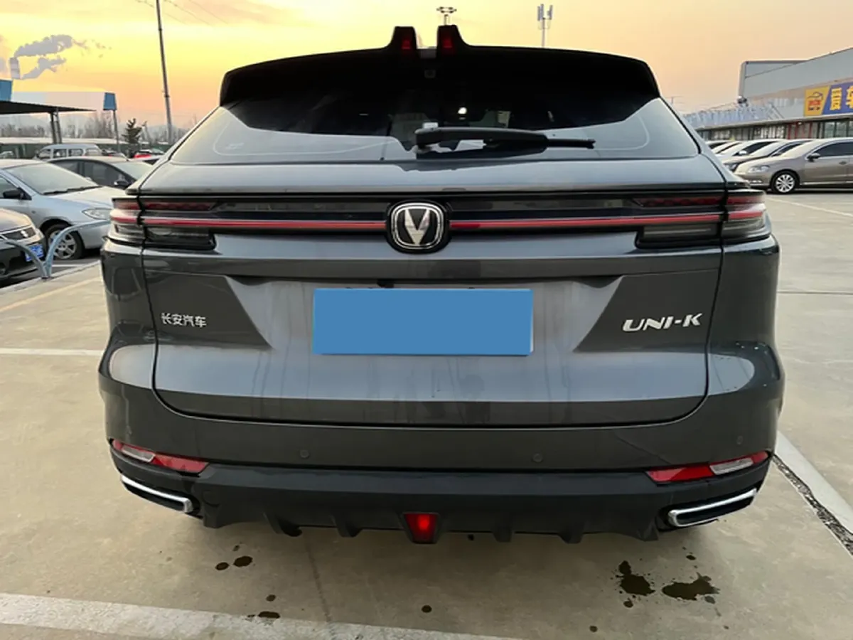 2024 ChangAn UNI-K iDD 1.5T 170HP L4 6TCT PHEV 28.4KWH,autocango,china used car exporter,china ev exporter,chinese used car exporter,chinese used ev exporter