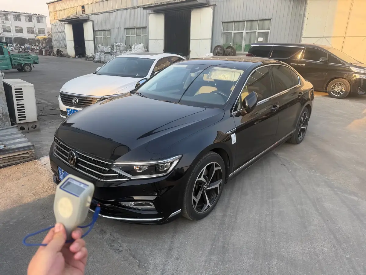 2023 Volkswagen Magotan 2.0T 220HP L4 7DCT