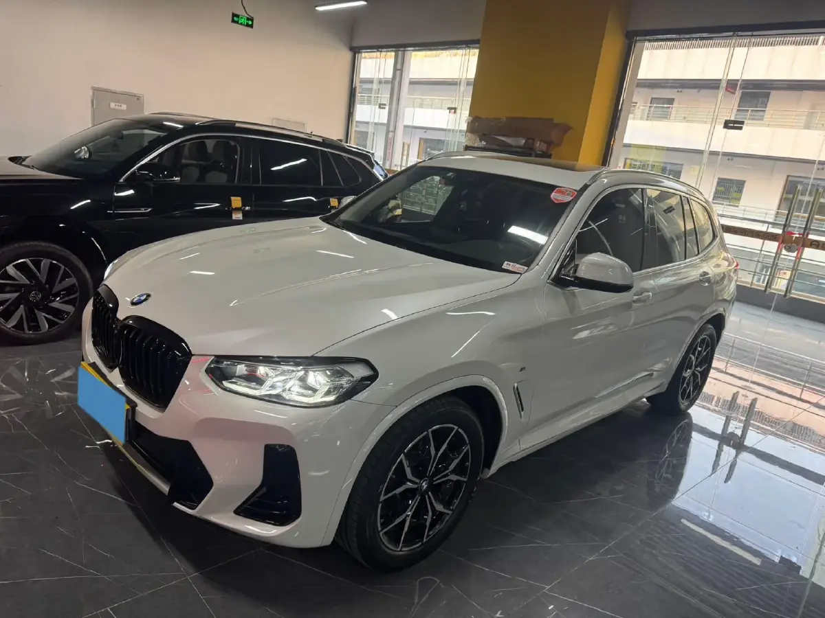 2022 BMW X3 2.0T 184HP L4 8AT