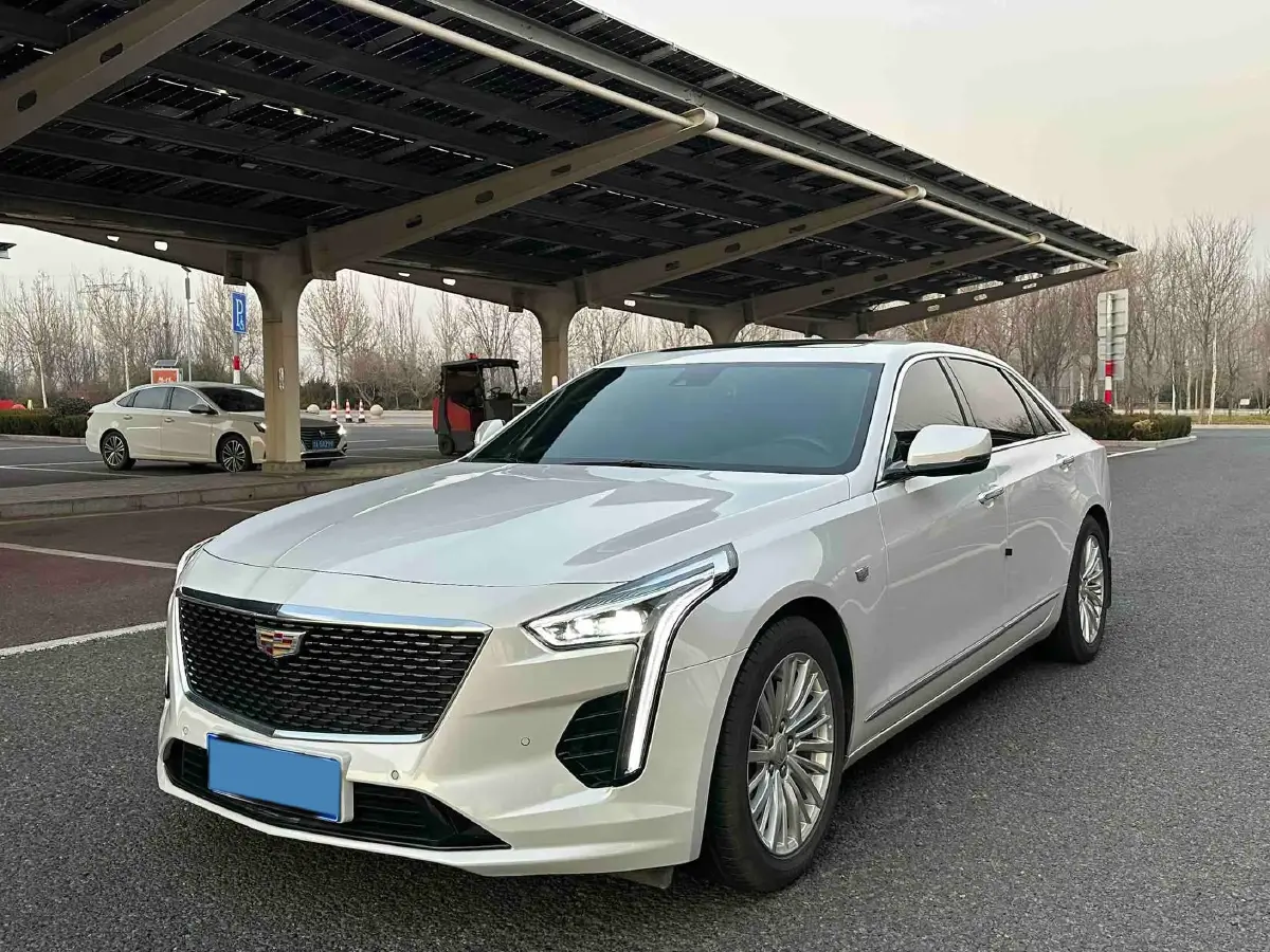 2022 Cadillac CT6 2.0T 237HP L4 10AT