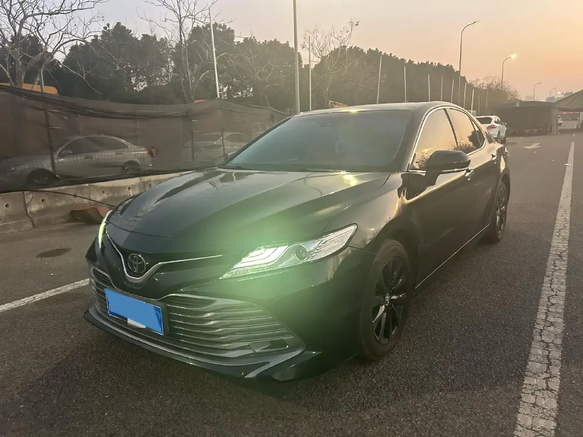 2018 Toyota Camry 2.0L 169HP L4 6AT