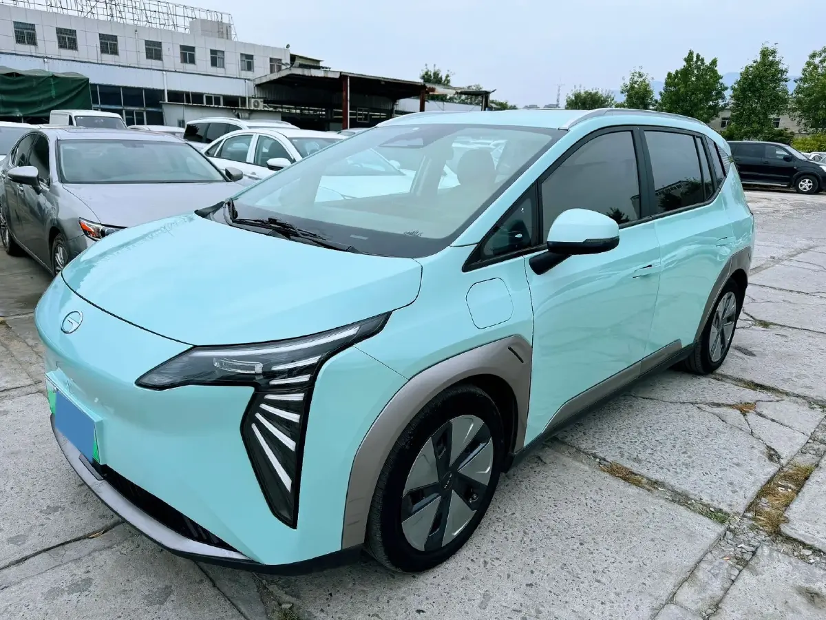 2023 Everus VE-1 BEV 61.3KWH