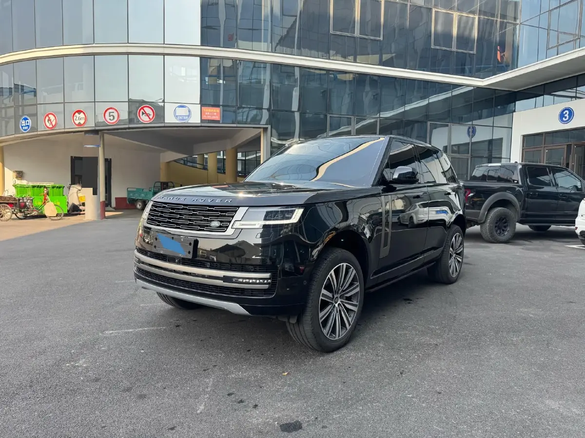 2024 Land Rover Range Rover 3.0T 360HP L6 8AT