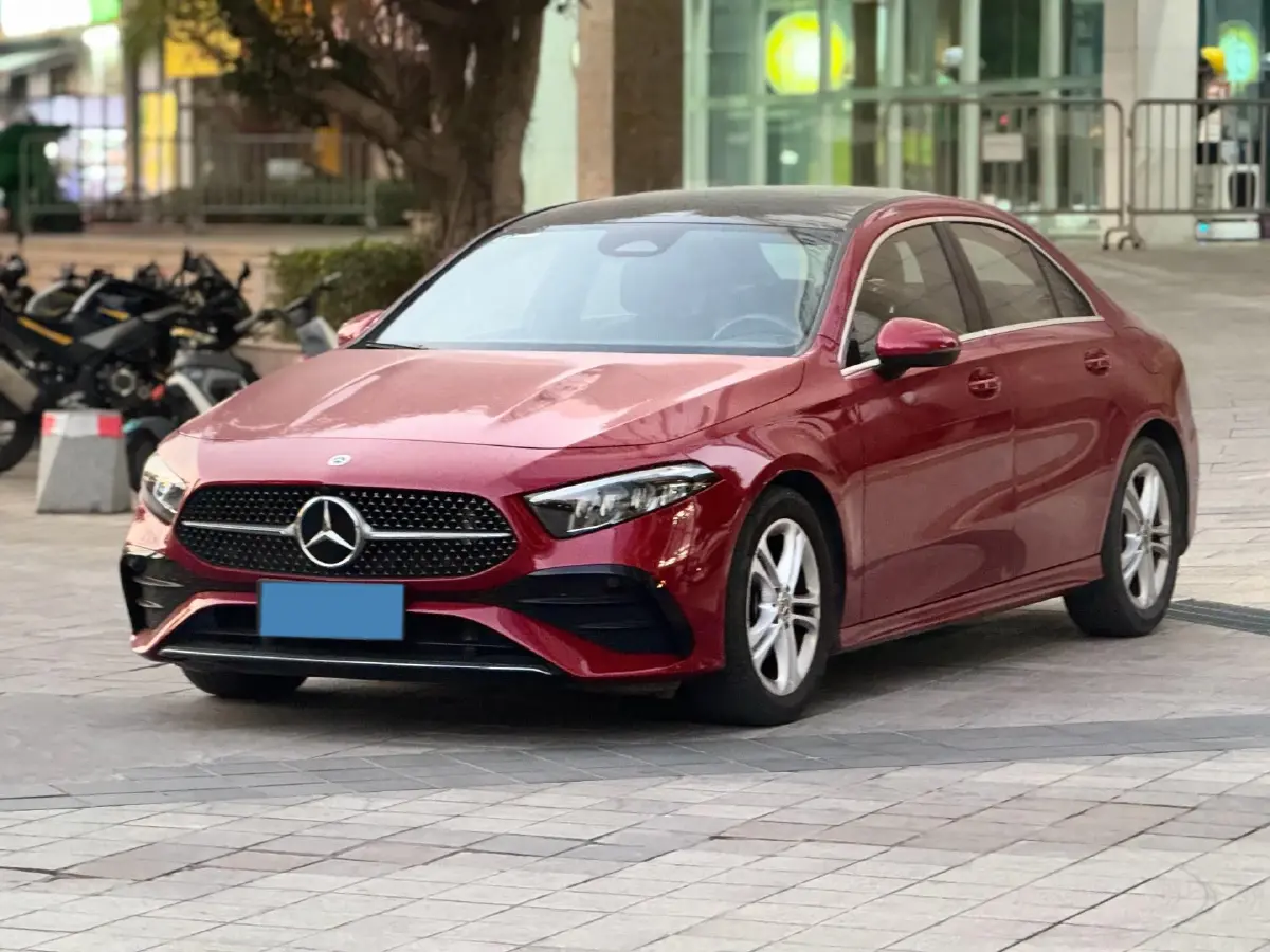 2023 Mercedes-Benz A Class 1.3T 136HP L4 7DCT