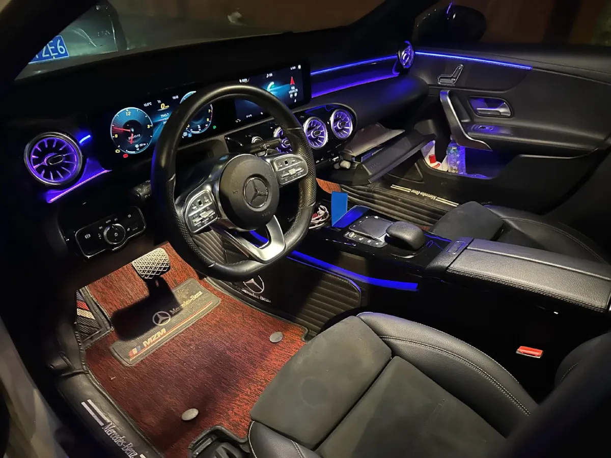 2021 Mercedes-Benz A Class 1.3T 163HP L4 7DCT,autocango,china used car exporter,china ev exporter,chinese used car exporter,chinese used ev exporter