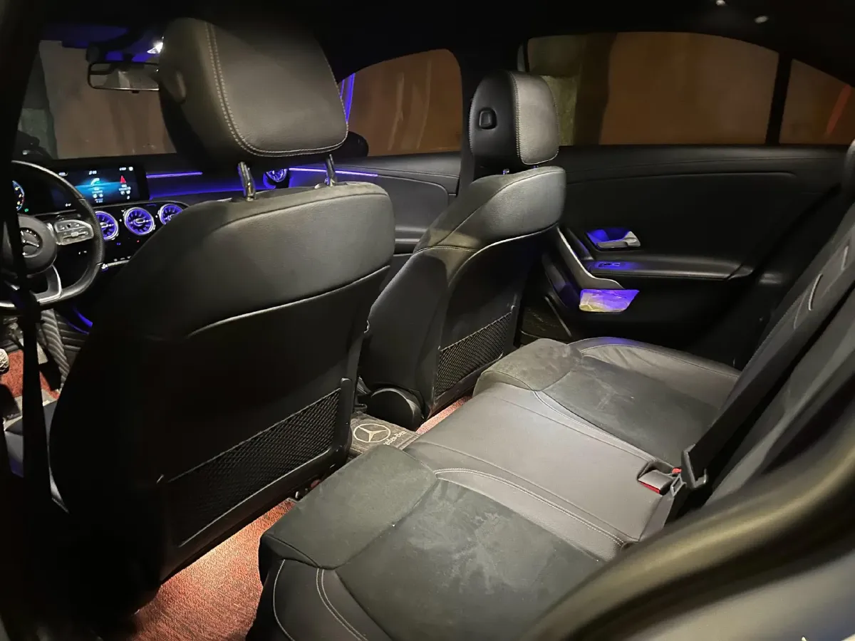 2021 Mercedes-Benz A Class 1.3T 163HP L4 7DCT,autocango,china used car exporter,china ev exporter,chinese used car exporter,chinese used ev exporter