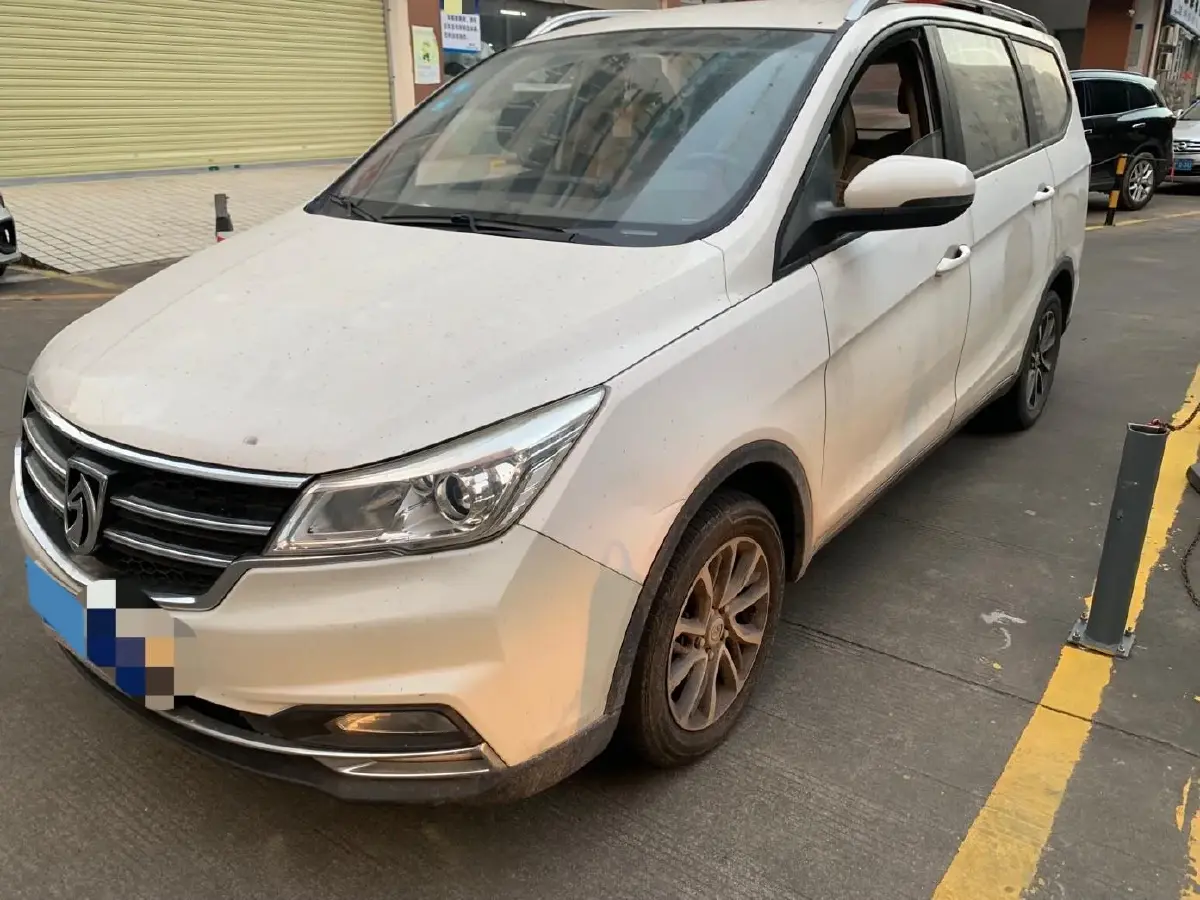 2017 BaoJun 730 1.5T 150HP L4 6MT