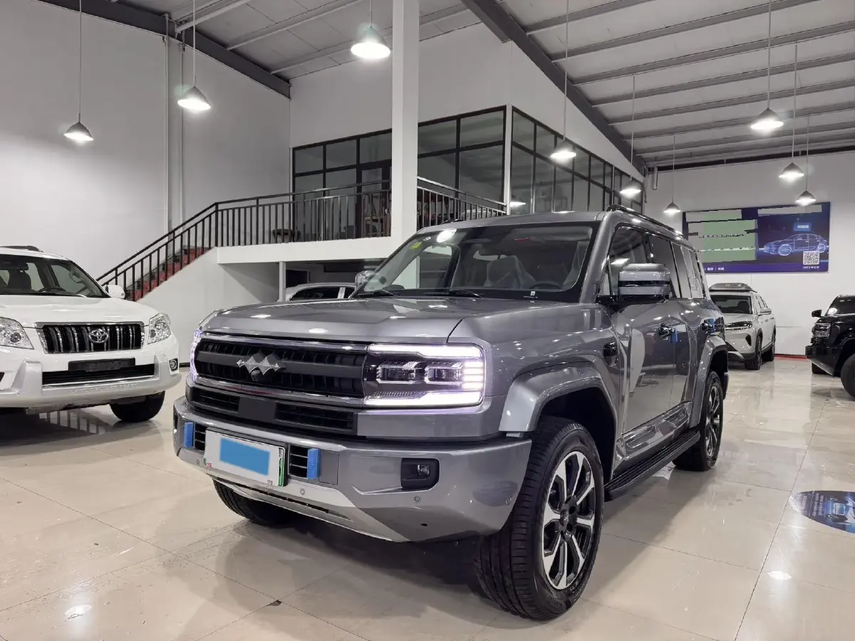 2025 FangChengBao Bao 5 1.5T 194HP L4 E-CVT PHEV 31.8KWH