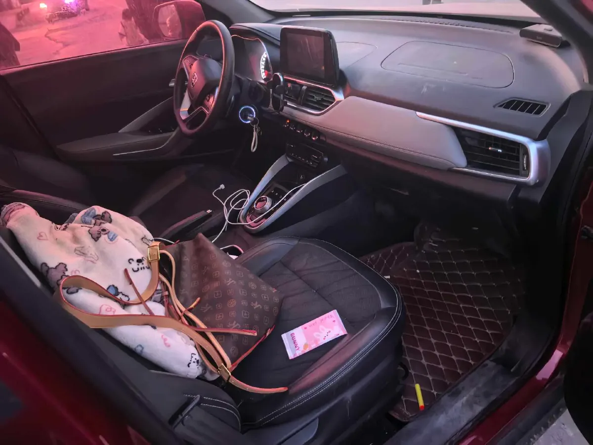 2017 BaoJun 510 1.5L 112HP L4 6MT,autocango,china used car exporter,china ev exporter,chinese used car exporter,chinese used ev exporter