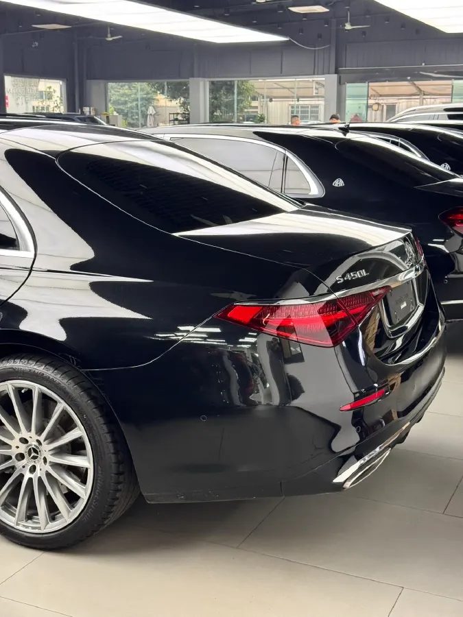 2023 Mercedes-Benz S Class 2.5T 367HP L6 9AT,autocango,china used car exporter,china ev exporter,chinese used car exporter,chinese used ev exporter