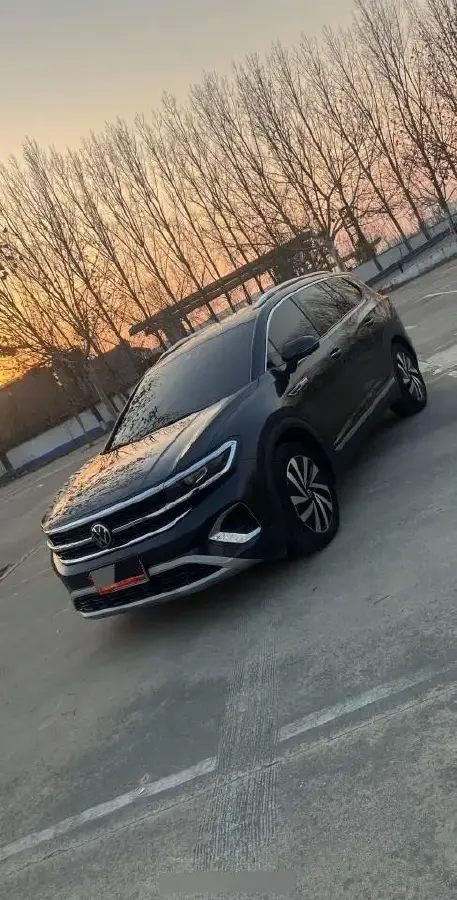 2021 Volkswagen Talagon 2.0T 220HP L4 7DCT