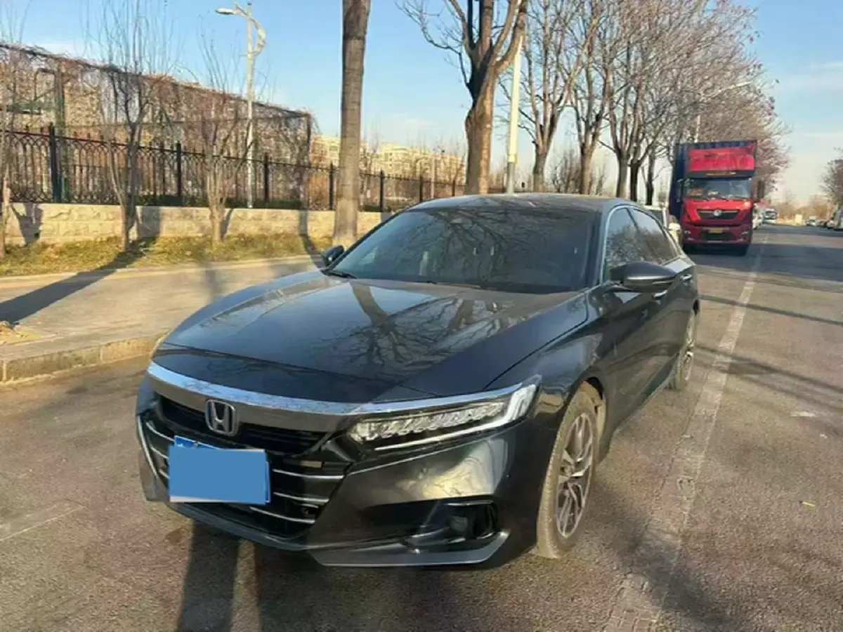 2022 Honda Accord 2.0L 146HP L4 E-CVT Hybrid