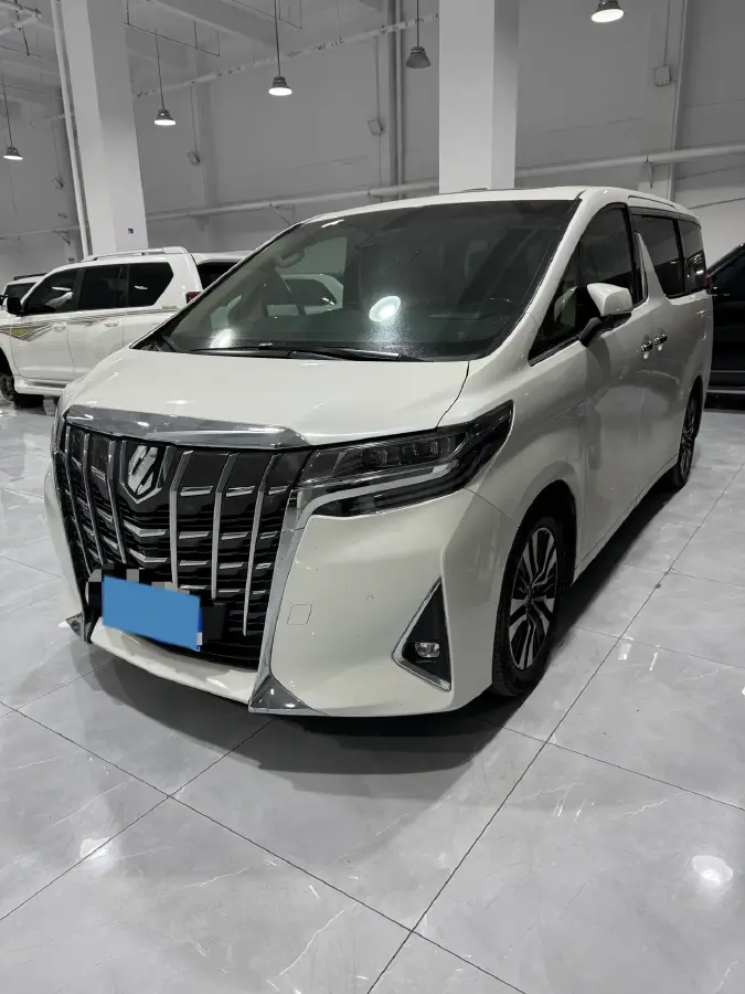 2018 Toyota Alphard 3.5L 301HP V6 8AT