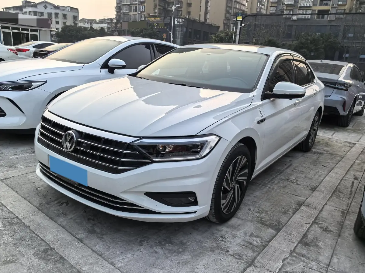 2021 Volkswagen Sagitar 1.4T 150HP L4 7DCT