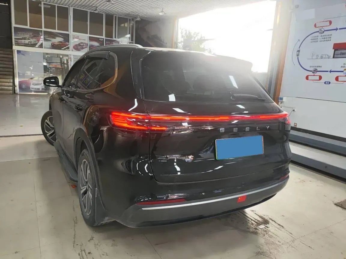 2025 Geely Galaxy Starship 7 1.5L 112HP L4 1DHT PHEV 19.09KWH,autocango,china used car exporter,china ev exporter,chinese used car exporter,chinese used ev exporter