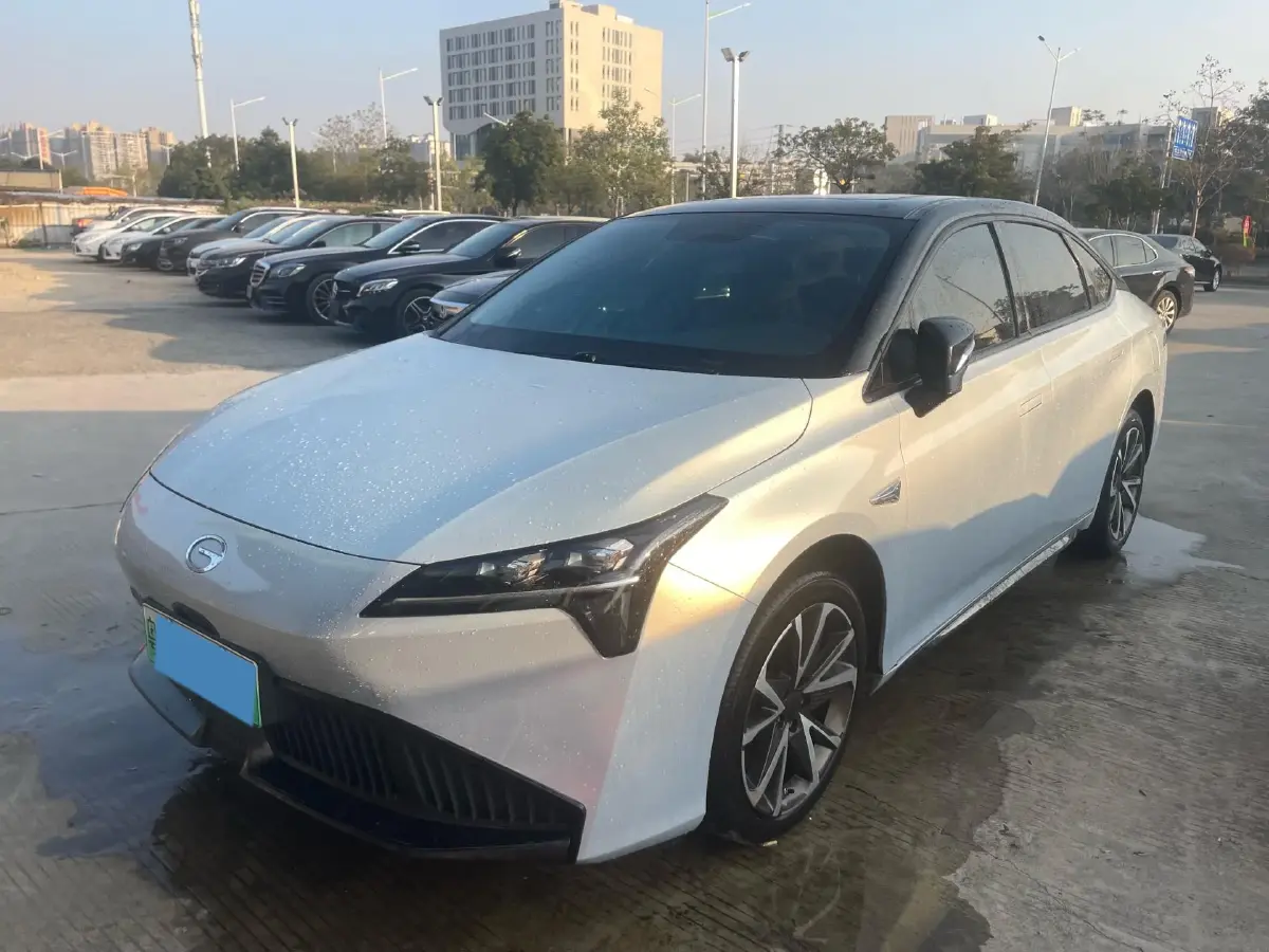 2022 ChangAn Oshan Z6 1.5T 170HP L4 6TCT PHEV 28.4KWH