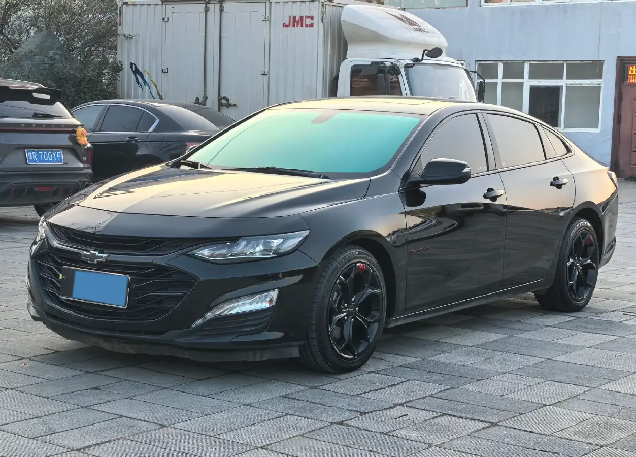 2019 Chevrolet Malibu XL 2.0T 241HP L4 9AT