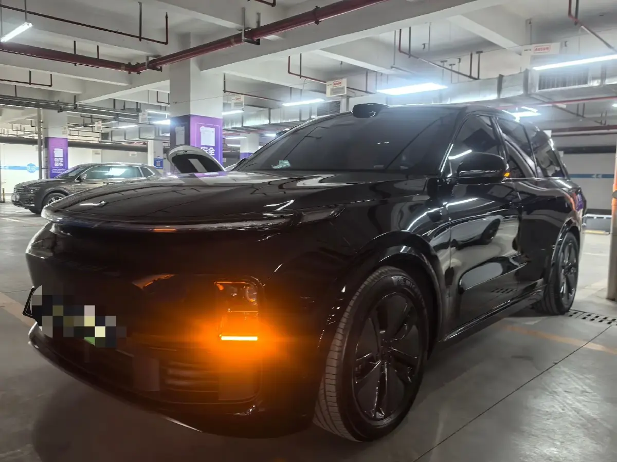 2024 Toyota Granvia 2.5L 189HP L4 E-CVT Hybrid