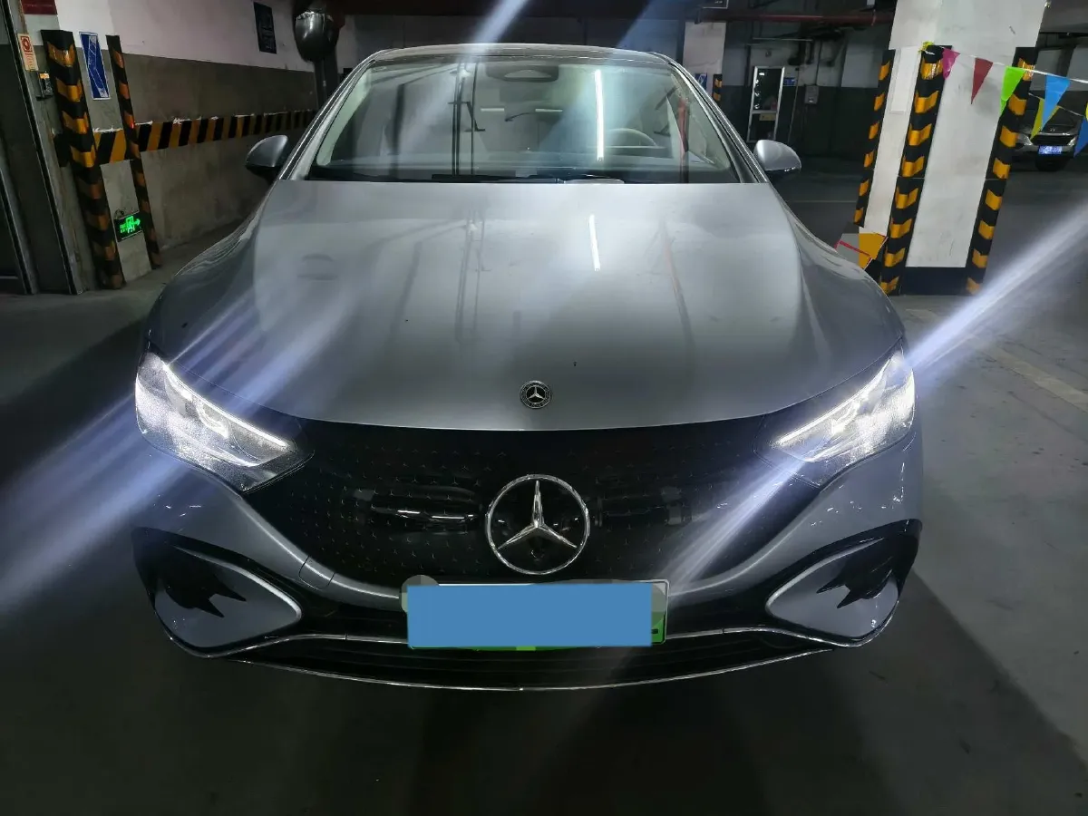 2025 Mercedes-Benz EQE Class BEV 96.1KWH,autocango,china used car exporter,china ev exporter,chinese used car exporter,chinese used ev exporter