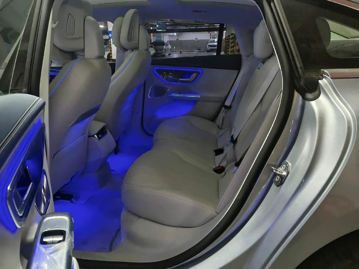 2025 Mercedes-Benz EQE Class BEV 96.1KWH,autocango,china used car exporter,china ev exporter,chinese used car exporter,chinese used ev exporter