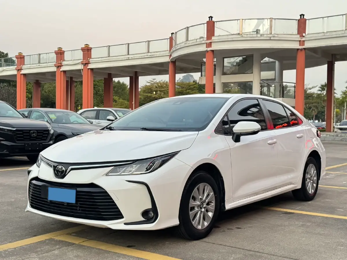 2019 Toyota Corolla 1.2T 116HP L4 CVT