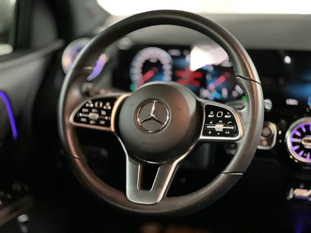 2023 Mercedes-Benz GLA Class 2.0T 190HP L4 8DCT,autocango,china used car exporter,china ev exporter,chinese used car exporter,chinese used ev exporter