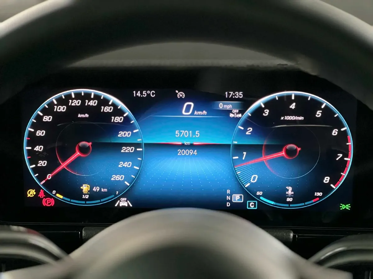 2023 Mercedes-Benz GLA Class 2.0T 190HP L4 8DCT,autocango,china used car exporter,china ev exporter,chinese used car exporter,chinese used ev exporter