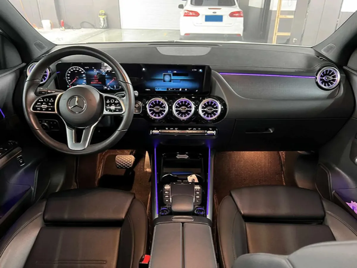 2023 Mercedes-Benz GLA Class 2.0T 190HP L4 8DCT,autocango,china used car exporter,china ev exporter,chinese used car exporter,chinese used ev exporter