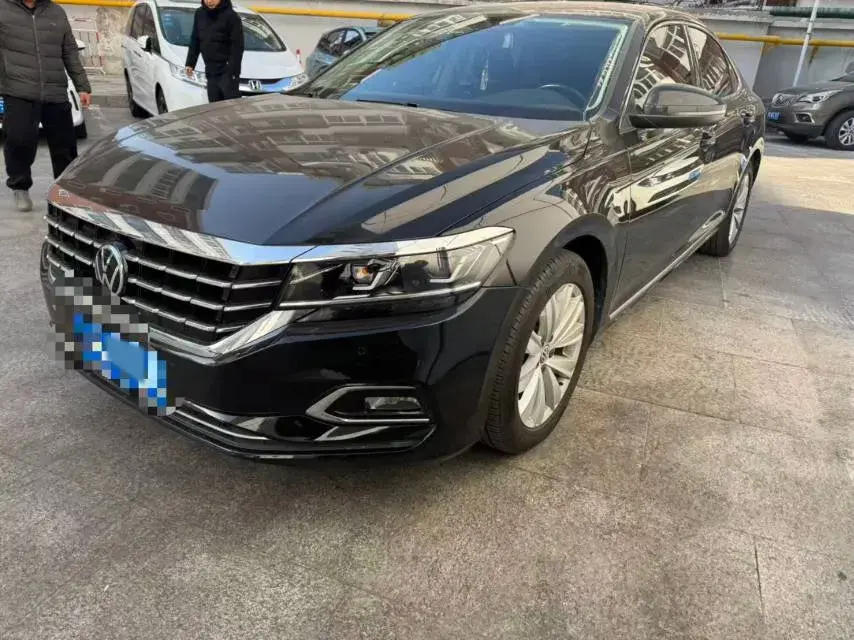 2019 Volvo V40 1.5T 152HP L4 6AT