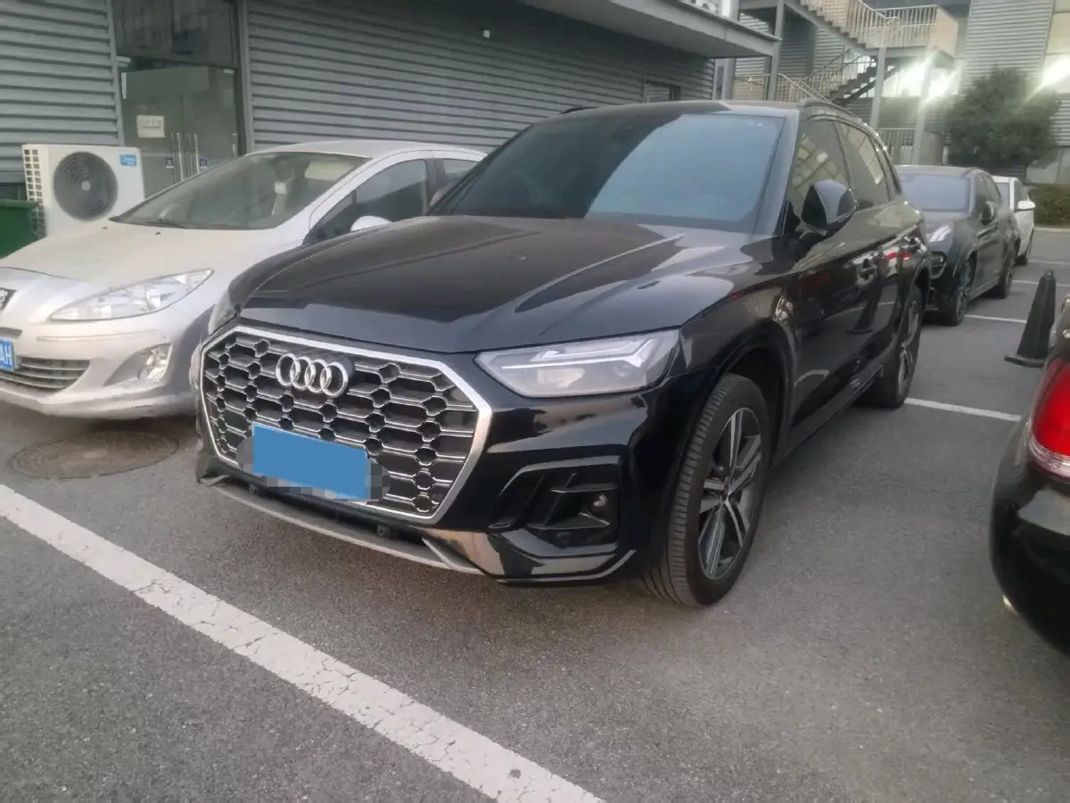 2022 Audi Q5L 2.0T 190HP L4 7DCT