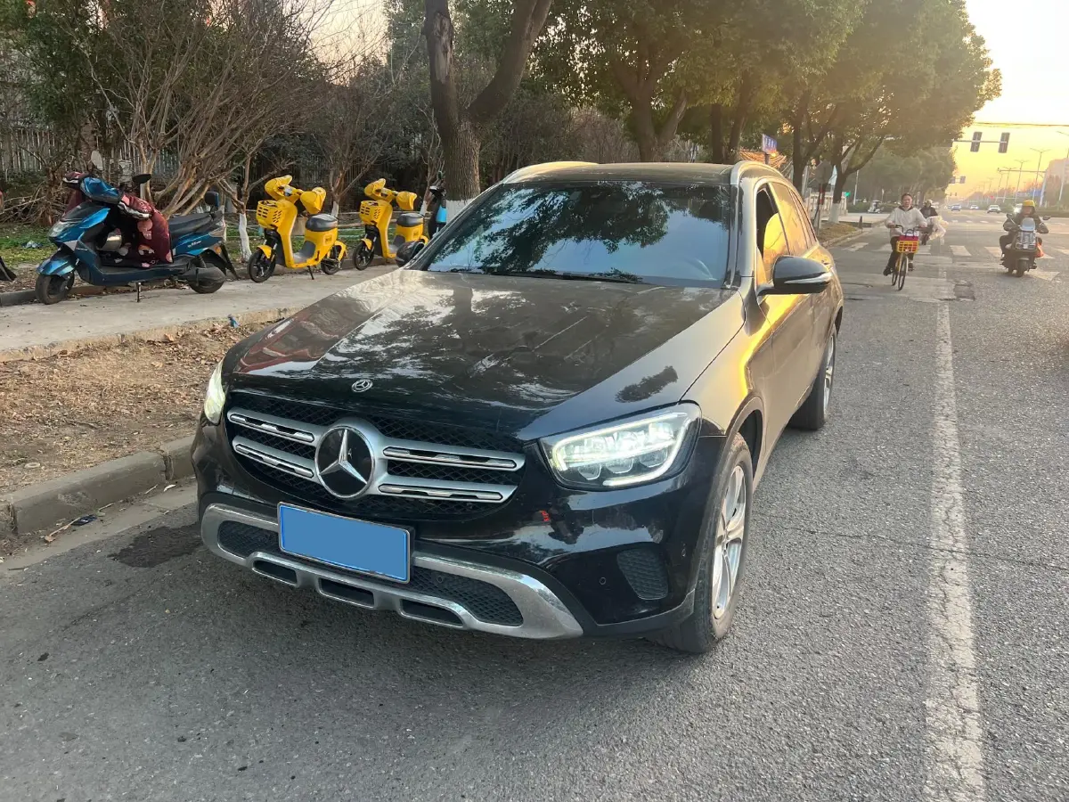 2020 Mercedes-Benz GLC Class 2.0T 197HP L4 9AT