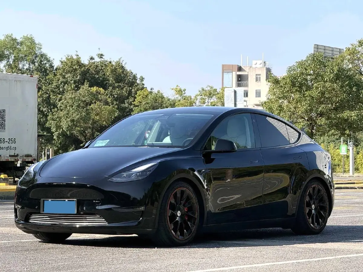 2021 Tesla Model Y BEV 60KWH