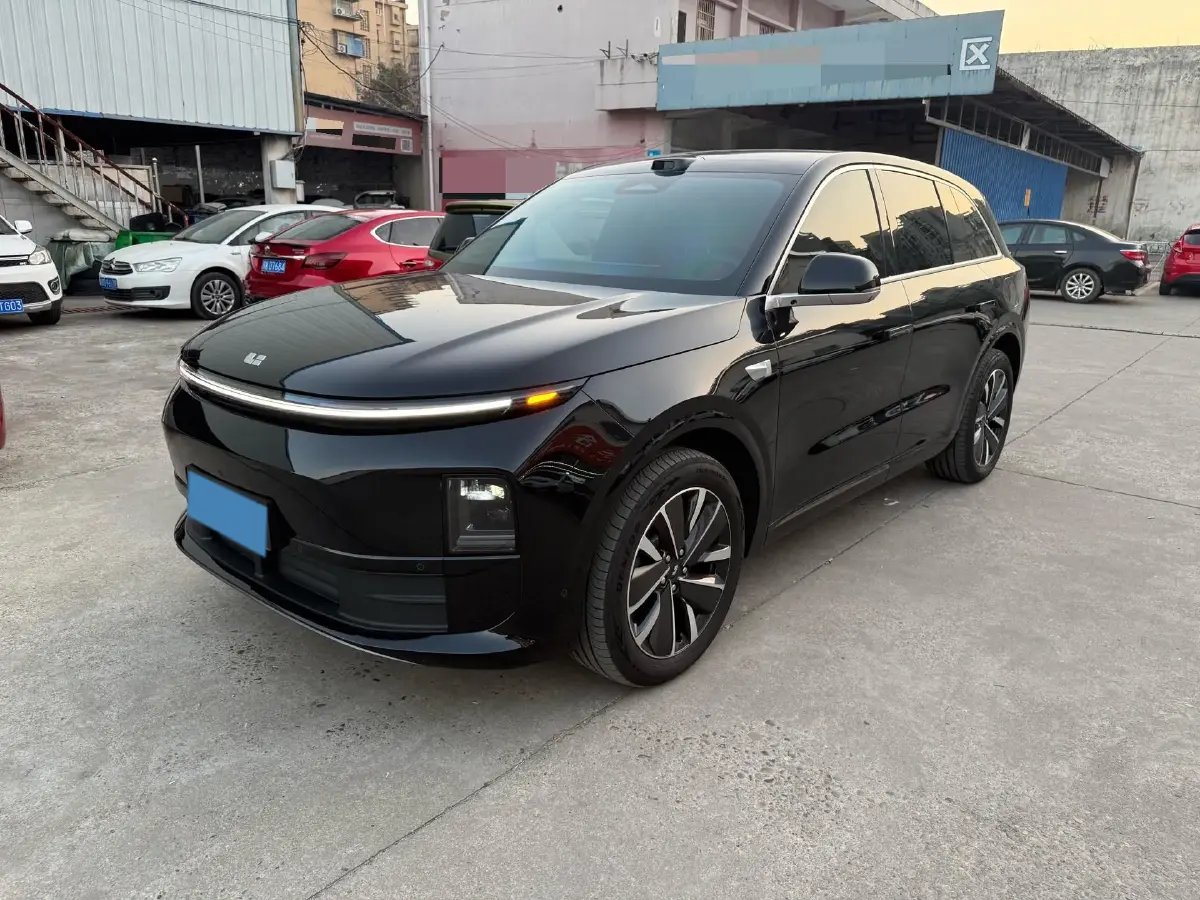 2025 Li L6 Range Extended 154HP L4 REEV