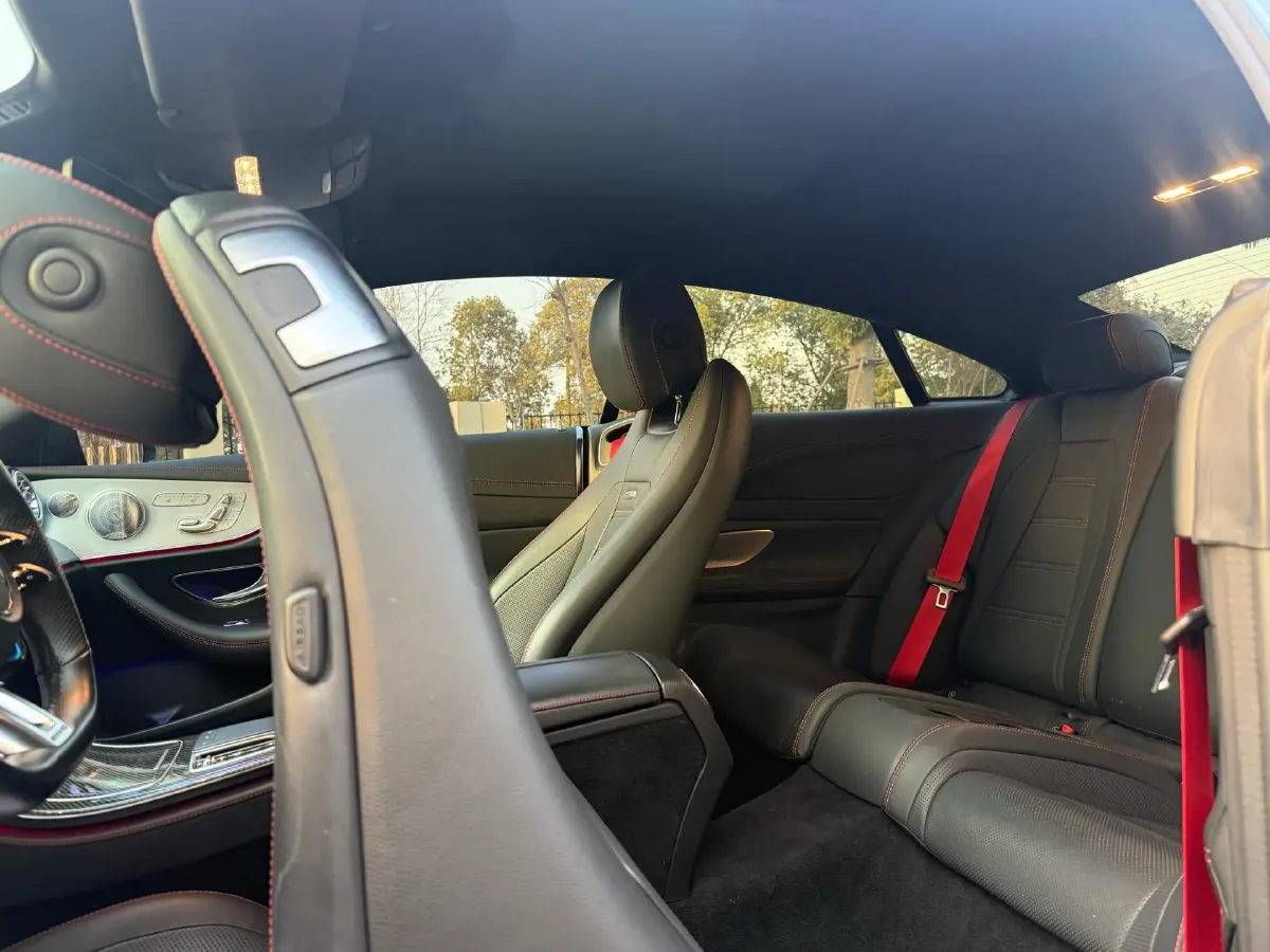 2021 Mercedes-Benz E AMG 3.0T 435HP L6 9AT,autocango,china used car exporter,china ev exporter,chinese used car exporter,chinese used ev exporter