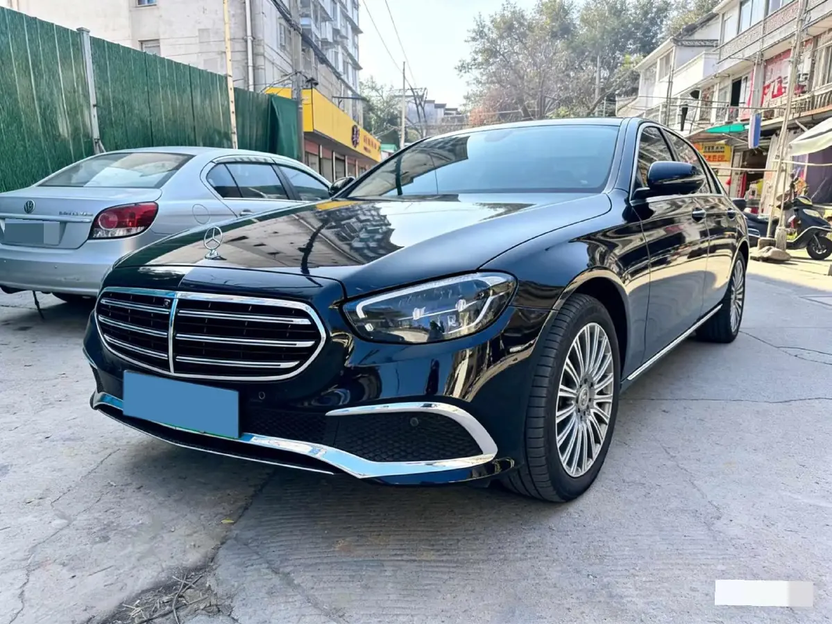 2022 Mercedes-Benz E Class 2.0T 211HP L4 9AT PHEV 25.4KWH