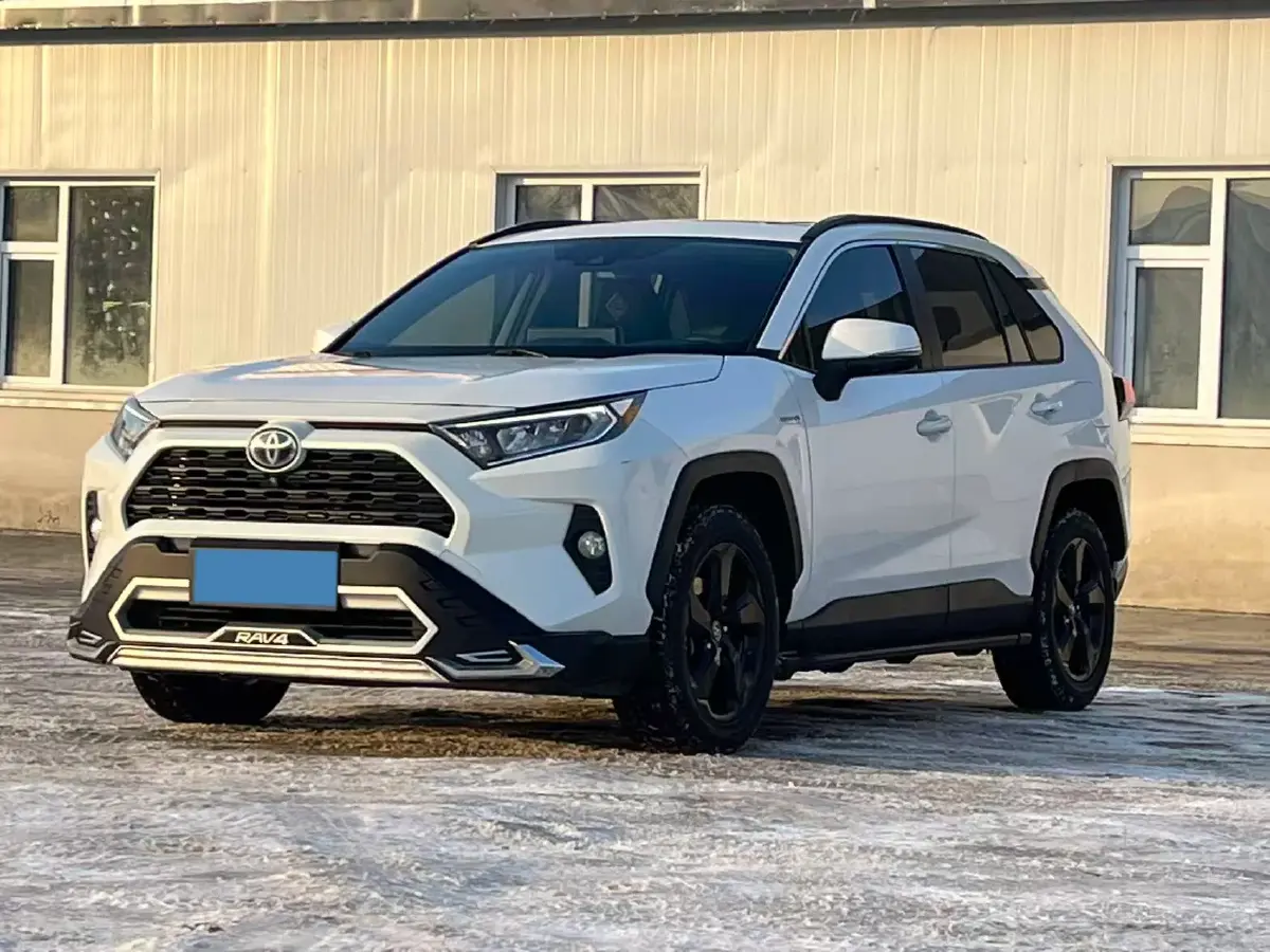 2020 Toyota RAV4 2.5L 178HP L4 E-CVT Hybrid