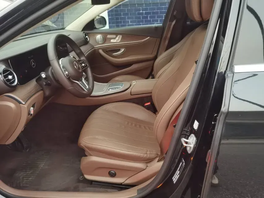 2020 Mercedes-Benz E Class 2.0T 258HP L4 9AT,autocango,china used car exporter,china ev exporter,chinese used car exporter,chinese used ev exporter