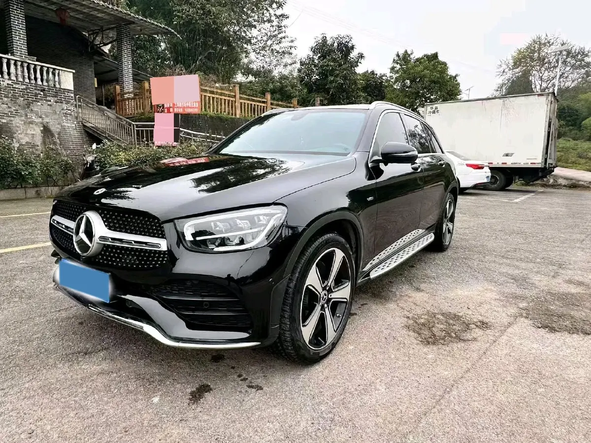2022 Mercedes-Benz GLC Class 2.0T 258HP L4 9AT
