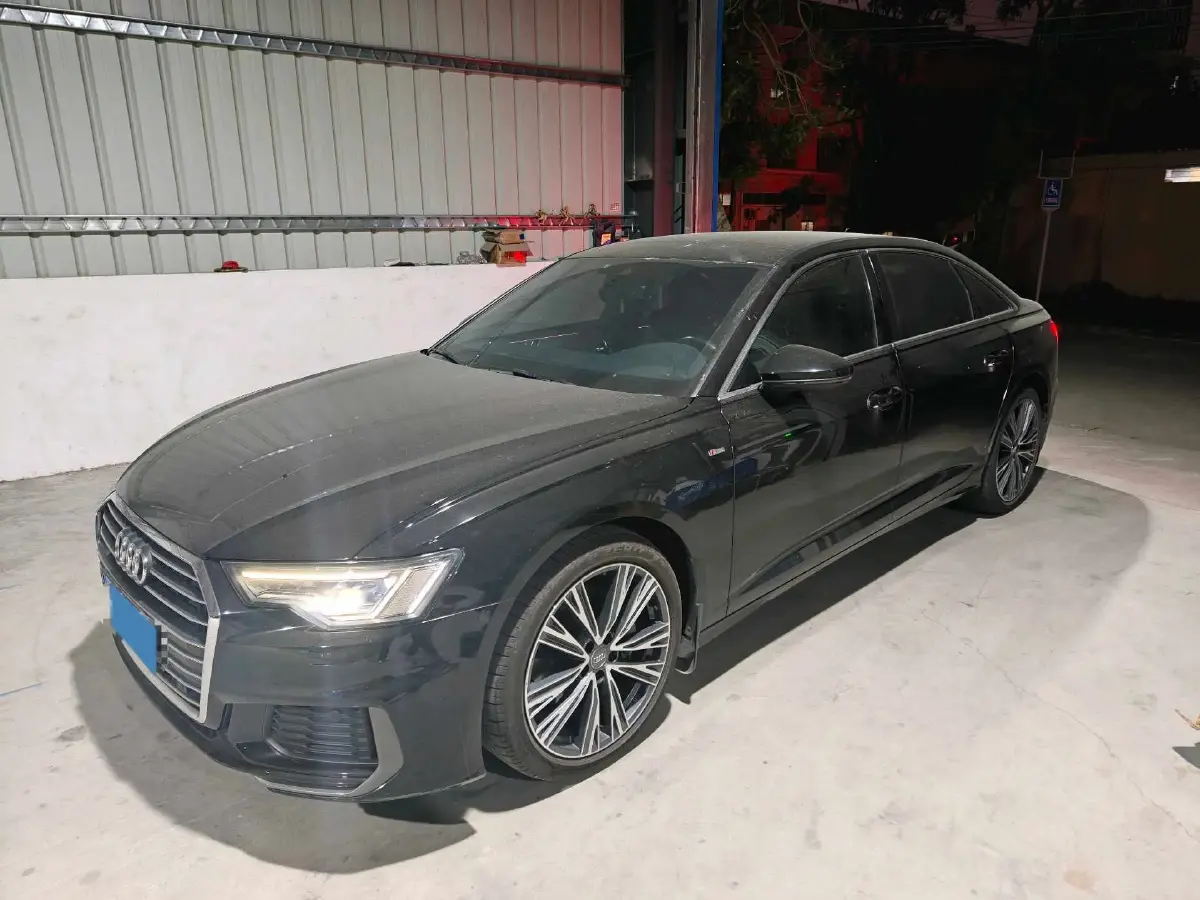 2021 Audi A6L 2.0T 224HP L4 7DCT
