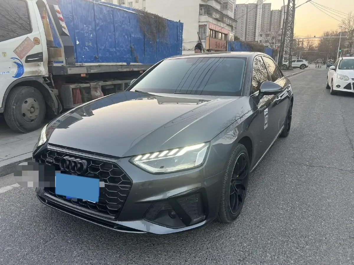 2020 Audi A4L 2.0T 190HP L4 7DCT