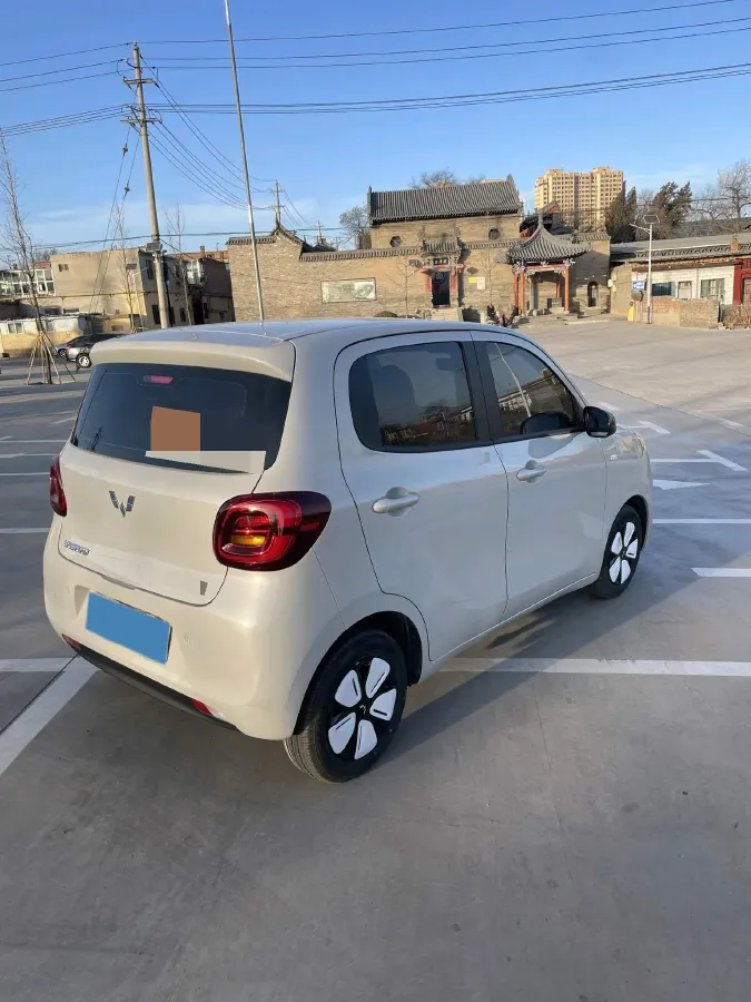 2025 WuLing HongGuang MINI EV BEV 16.2KWH,autocango,china used car exporter,china ev exporter,chinese used car exporter,chinese used ev exporter