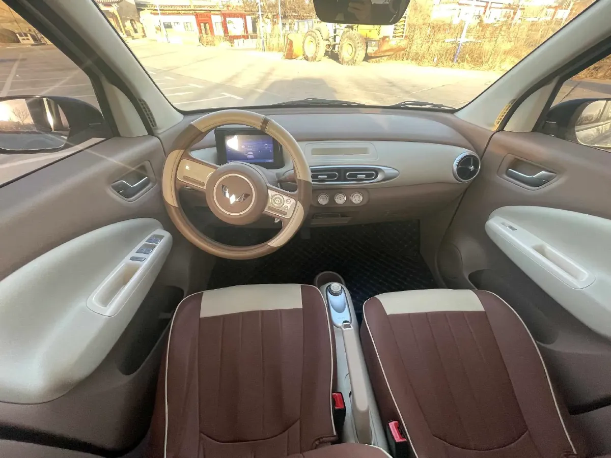 2025 WuLing HongGuang MINI EV BEV 16.2KWH,autocango,china used car exporter,china ev exporter,chinese used car exporter,chinese used ev exporter