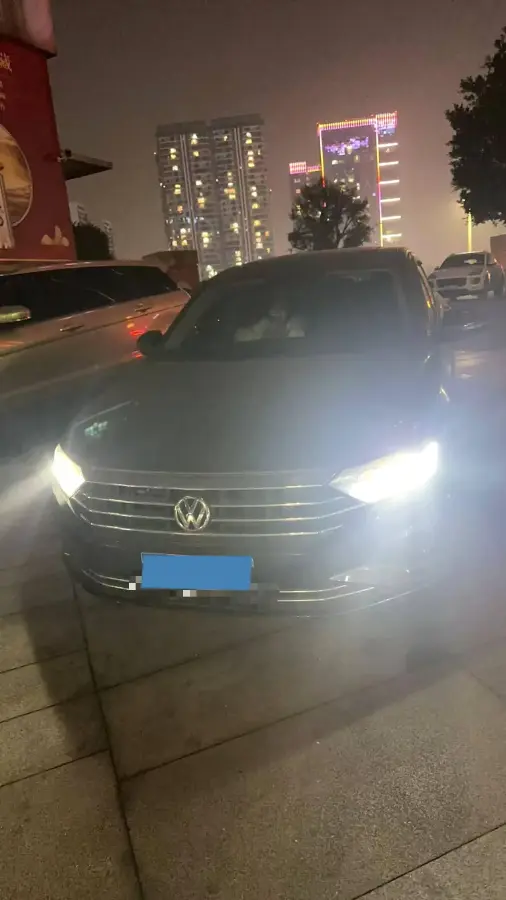 2022 Volkswagen Sagitar 1.4T 150HP L4 7DCT