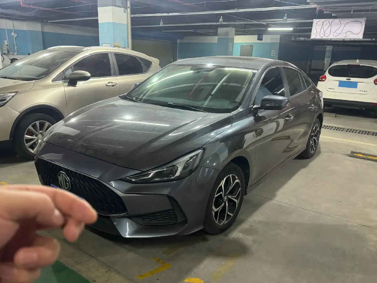 2021 MG 5 1.5L 120HP L4 CVT