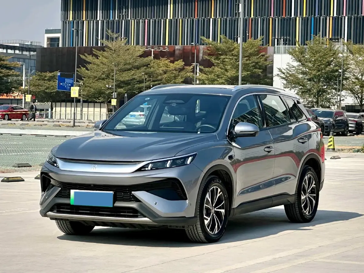 2025 BYD Song Pro 1.5L 101HP L4 E-CVT PHEV 18.3KWH